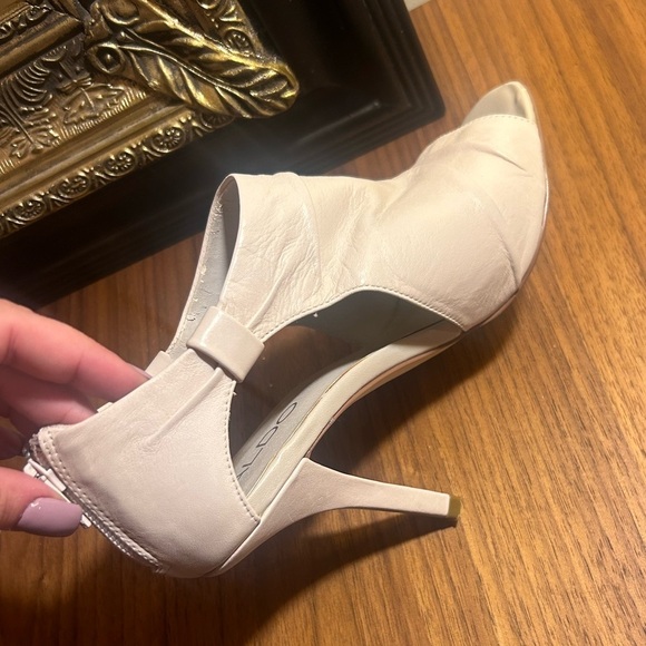 Aldo Women's Heels in Light Pink - Picture 7 of 10